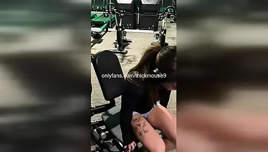 College slut squirts hard on IG live while fingering pussy