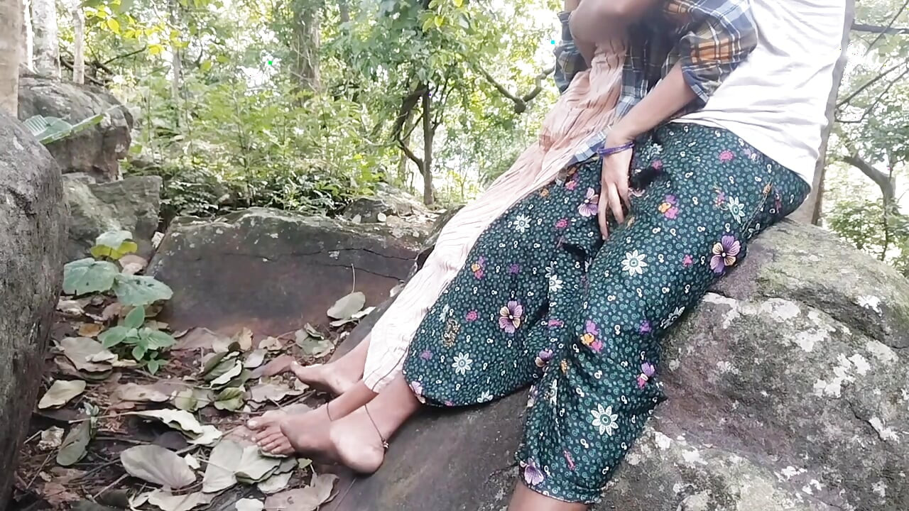 An Indian village girl fucking video, An indian aunty sex video viral, A bhabhi girl sex video viral