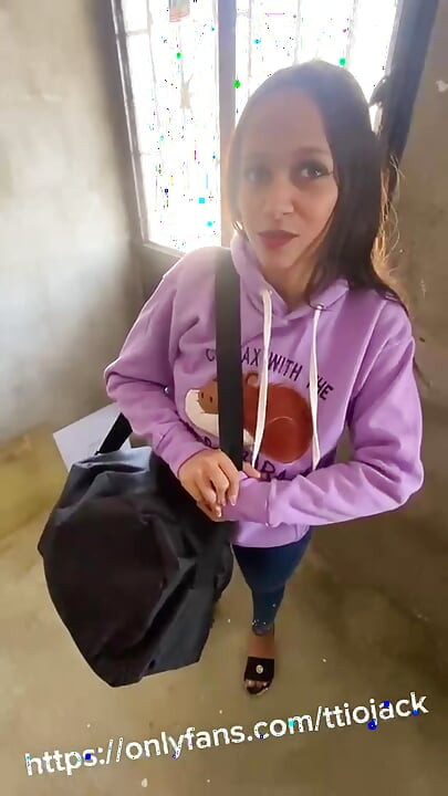 我吮吸了我老板的鸡巴，他打了我的菊花