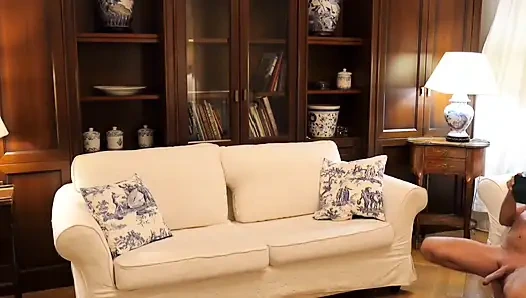 Зрелая Блондинка Наслаждается Сексом В Чулках