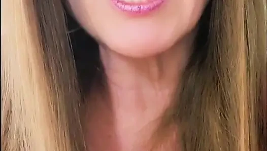 Yaklaş, bebeğim sadece dinle