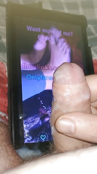 Cumgirlfacial