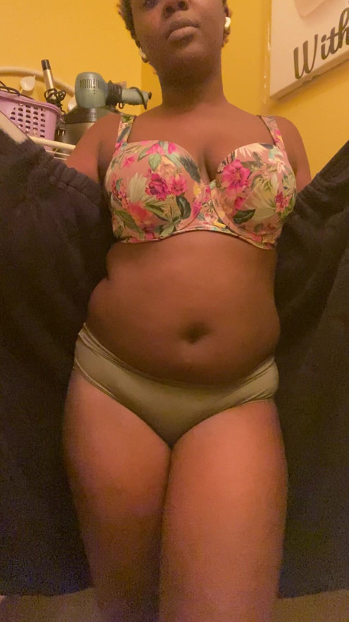 Sexy Blonde Baddie