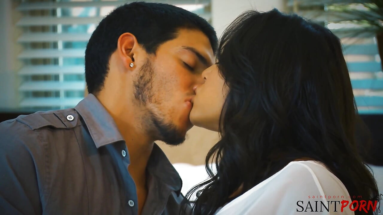 Adriana Luna Takes It From Behind and He Cums on Her Ass