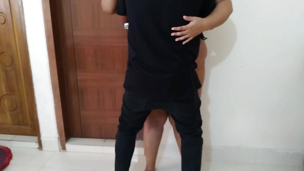 Jab Anjali Bhabhi Saree Badal Rahi Thi, Devar Ne Unhe Khidki Se Dekha Aur Chudai Karne Ke Liye Jabardasti - Indian Sex