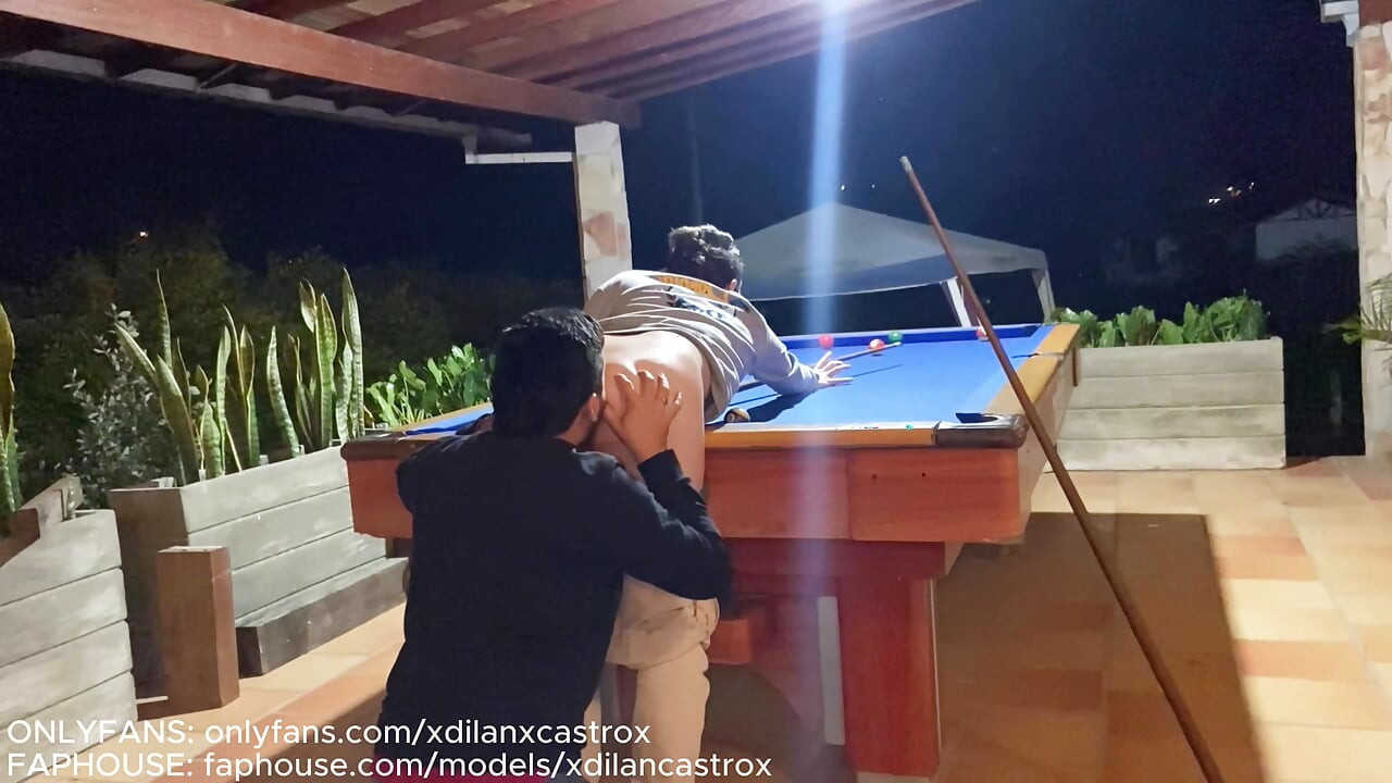 CRUISING FUCKING BEAUTIFUL PASSIVE TWINK BUTTOCK OUTDOORS AND FILLING HER BUTT WITH CUM