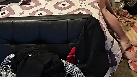 Kocası kafese hapsediliyor, sikiliyor, serbest bırakılıyor