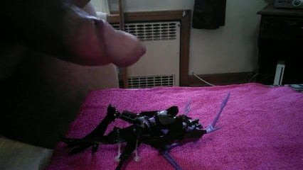 Cum On: Airachnid