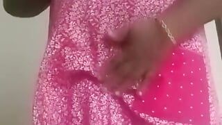 Indian anty bedroom body massage show