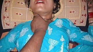Bhabhi Xshika, baise crémeuse de minuit par son mari à grosse bite