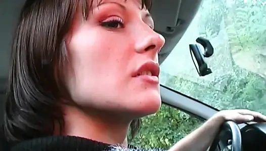 Парень Знает, Что Её Трахает Работник Anas