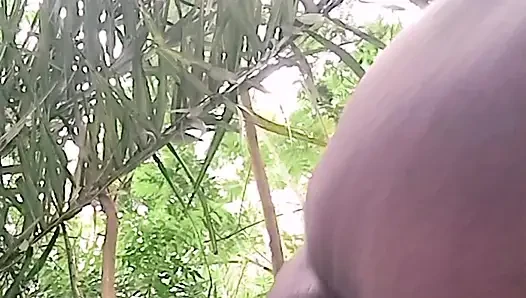 Muslim boy fucked beautiful hindu housewife in the jangle.