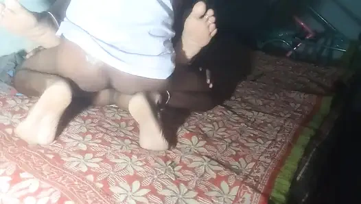 Jyo, partiye erken gidelim, ailemiz çoktan geldi.