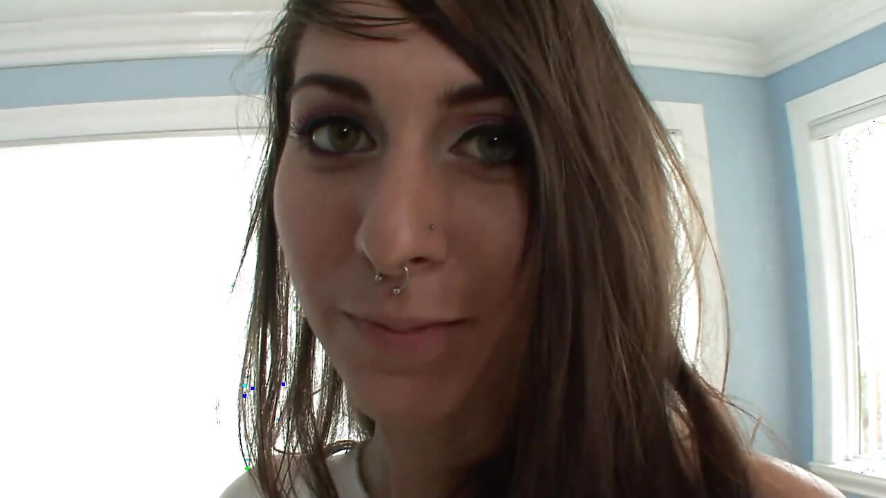 Hot Luna Kitsuen devastated by a huge cock