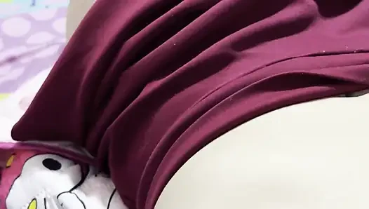 Скучаю дома, играя с моим