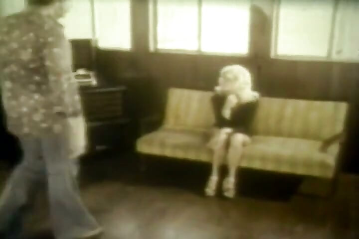 Vintage Cum Sluts Guzzle Loads in Retro Living Room Orgy