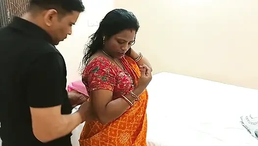 Beautiful Indian Bhabhi Hardcore Sex with Brother in Law at Home in Sexy Saree