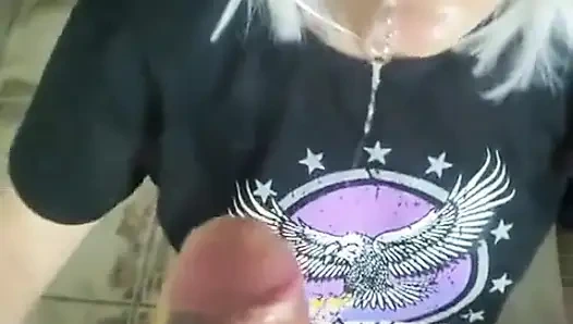 While the Family Was Gathered, I Gave Him a Delicious Blowjob.