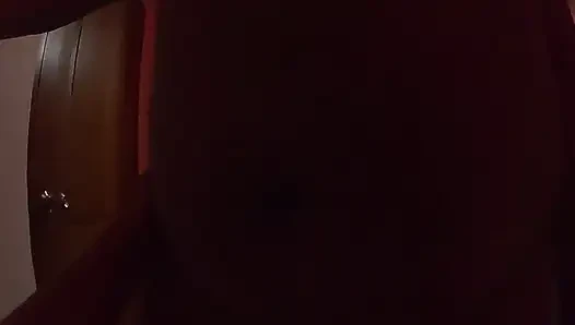 Chocoana скачет на члене без презерватива и не знает об этом