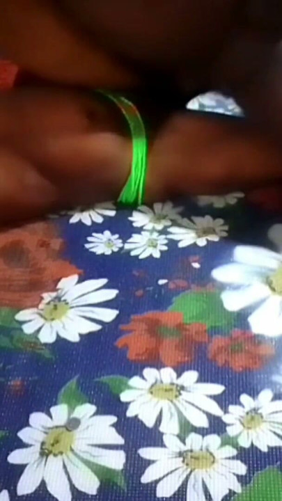 Africano negro con chica india mayor de 18 | Clip 1