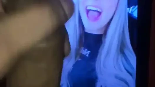 Wanktribute Yuli Flores