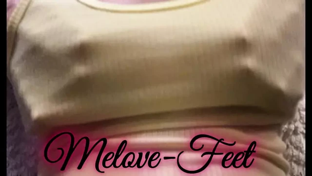 5.Naelor Playing With Melove's Long Nipples
