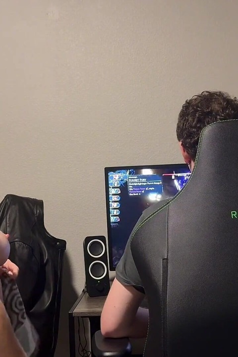 MILF Cheats on Gamer Boyfriend with BBC Gets Creampied