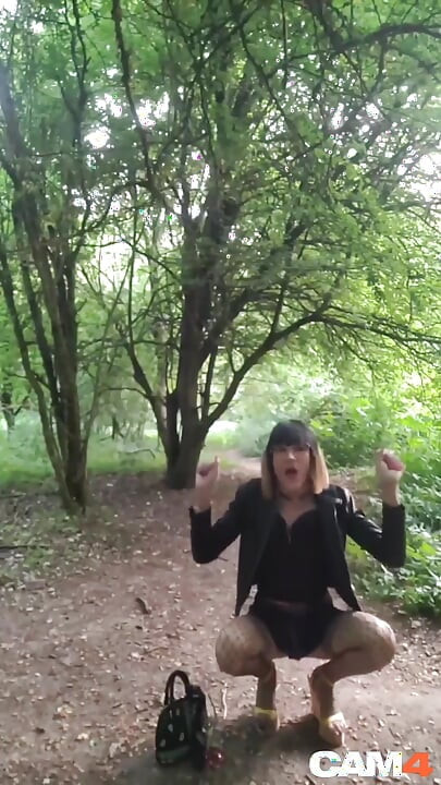 Whore's FanTasme. 🔶CAM⁴ in the Forest of Brunoy91 CuMSLuT in search of Sperm offerings in public VaneSsaBiTCHx PariSChienneTrvprod⁹¹
