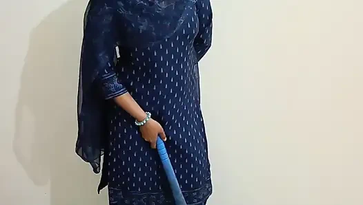 18 Yers Old Indian Desi Village Step-stepsister Was First Time Sex with Step-stepbrother Clear Hindi Audio