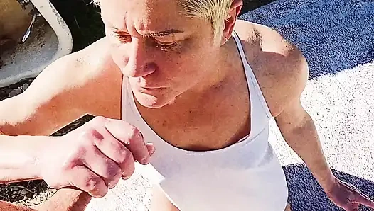 Nikki Suxxx Smoking Blowjob