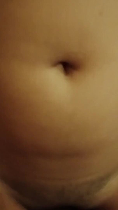 My stepsister is horny and I play with her masturbating her until I squirt | Clip 1