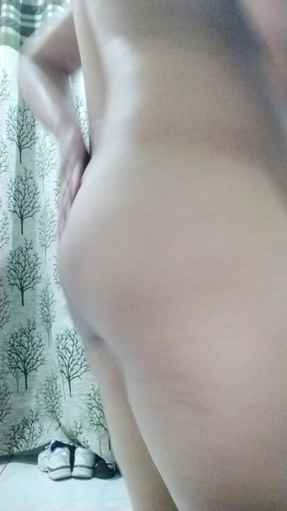 Having sex with yourself after bathing is a different kind of fun.
