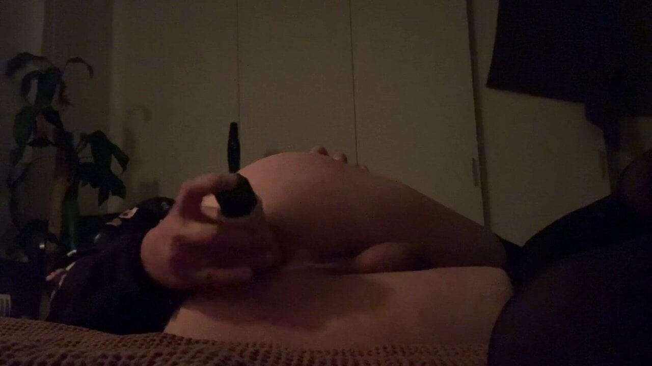 Amateur Crossdresser Playing With Dildo