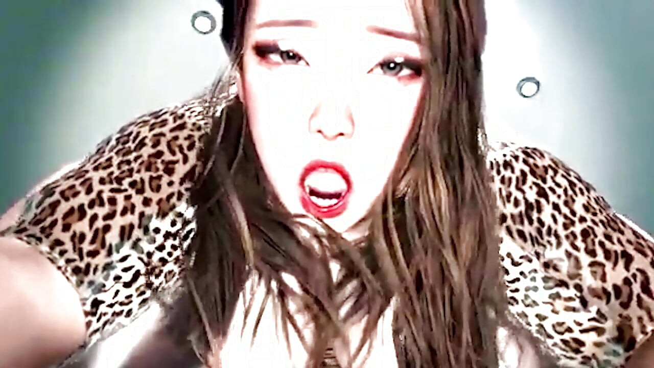 고화질 AI 섹스 애니메이션