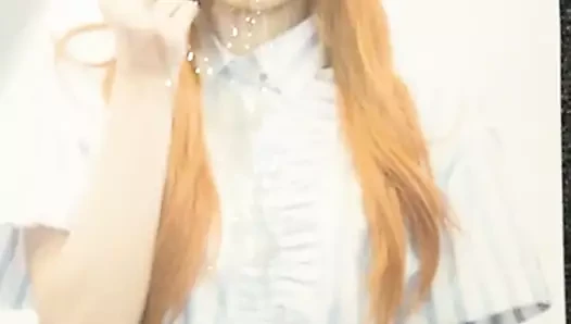 Blackpink lisa boşalıyor