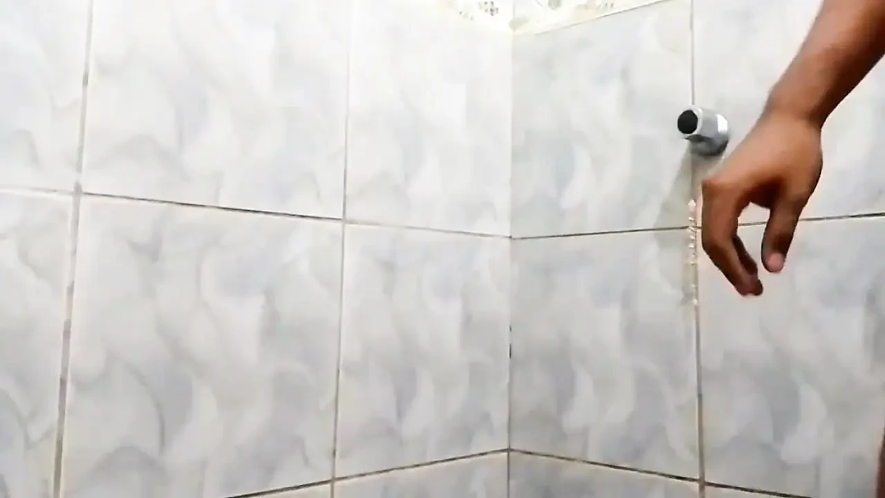 Real Desi Solo Guy Shower Video  Indian Amateur HD
