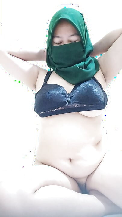 สาว Amulus กับหีน้ําแตก