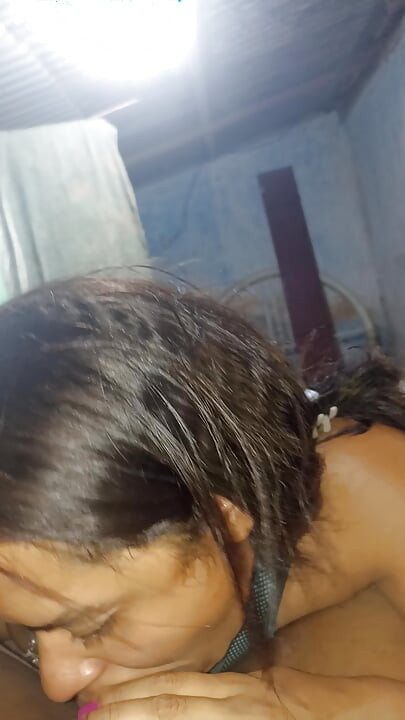 Η γυναίκα μου παίρνει πίπα