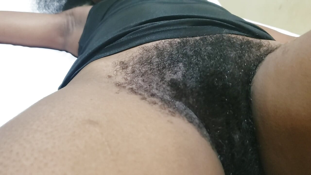屁股很大的热辣熟女被狠操 - 熟女Xxx