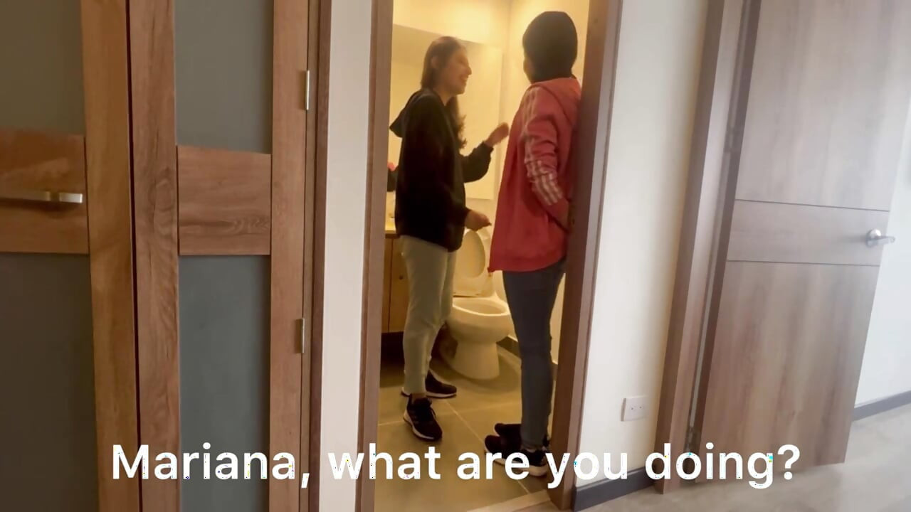 Two married women meet to finger each other in their dirty pussies