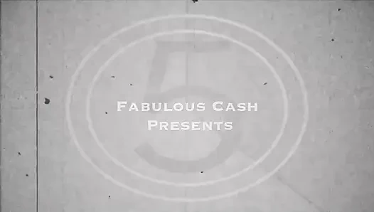 Брекеты, сиськи, глаза