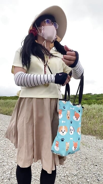 No261 公共ビーチで露出散歩