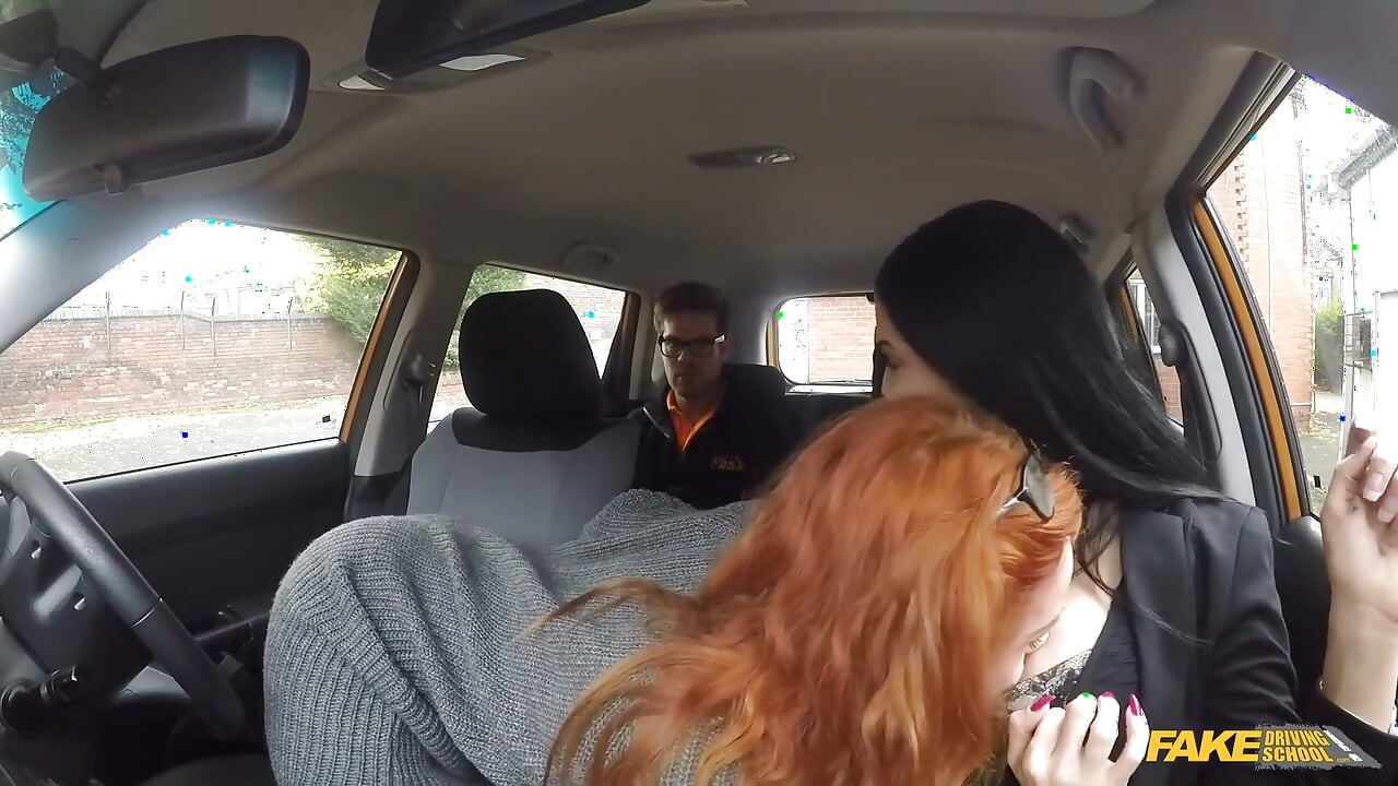 Fake Driving School - linda ruiva Ella Hughes implora por uma chance em vídeo de sexo hardcore