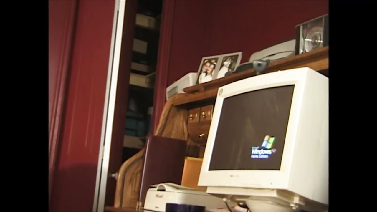 الديك الضخم يحصل على ضربة سمينة مبللة وعميقة مع مثير جوردان بلو