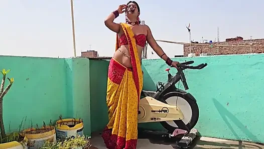 Indian desi village girlfriend meet alone for sex, Desi Girlfriend tight pussy sex video, xxx video