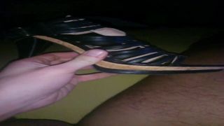 Sandalen met hoge hakken neuken