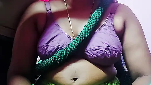 Дези занимается сексом с падчерицей с братом мужа