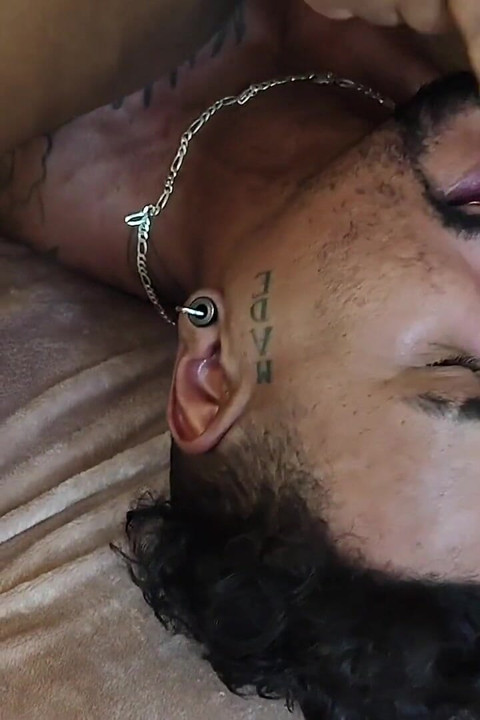 巨人屁股上的矮人 - 大黑