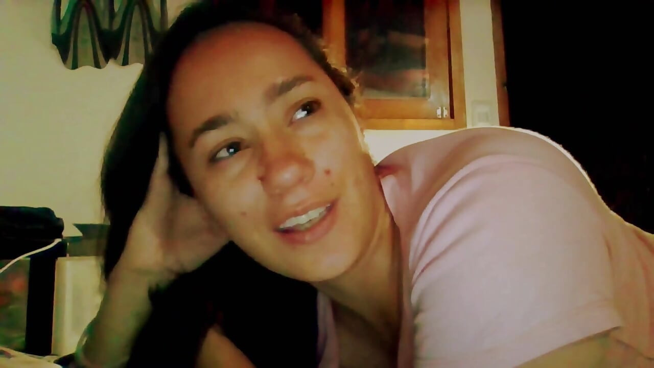 Colombian Wants a Horny Date with You Tonight