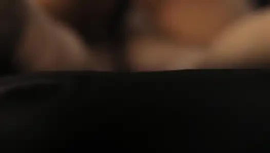 Yeni büyük memeli hintli kız küçük bir masajda hemen becek en son hintli bokep